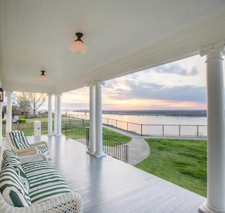 Clifton House - Panorama - Queen Suite, Sleeps 4, River Views Natchez Buitenkant foto